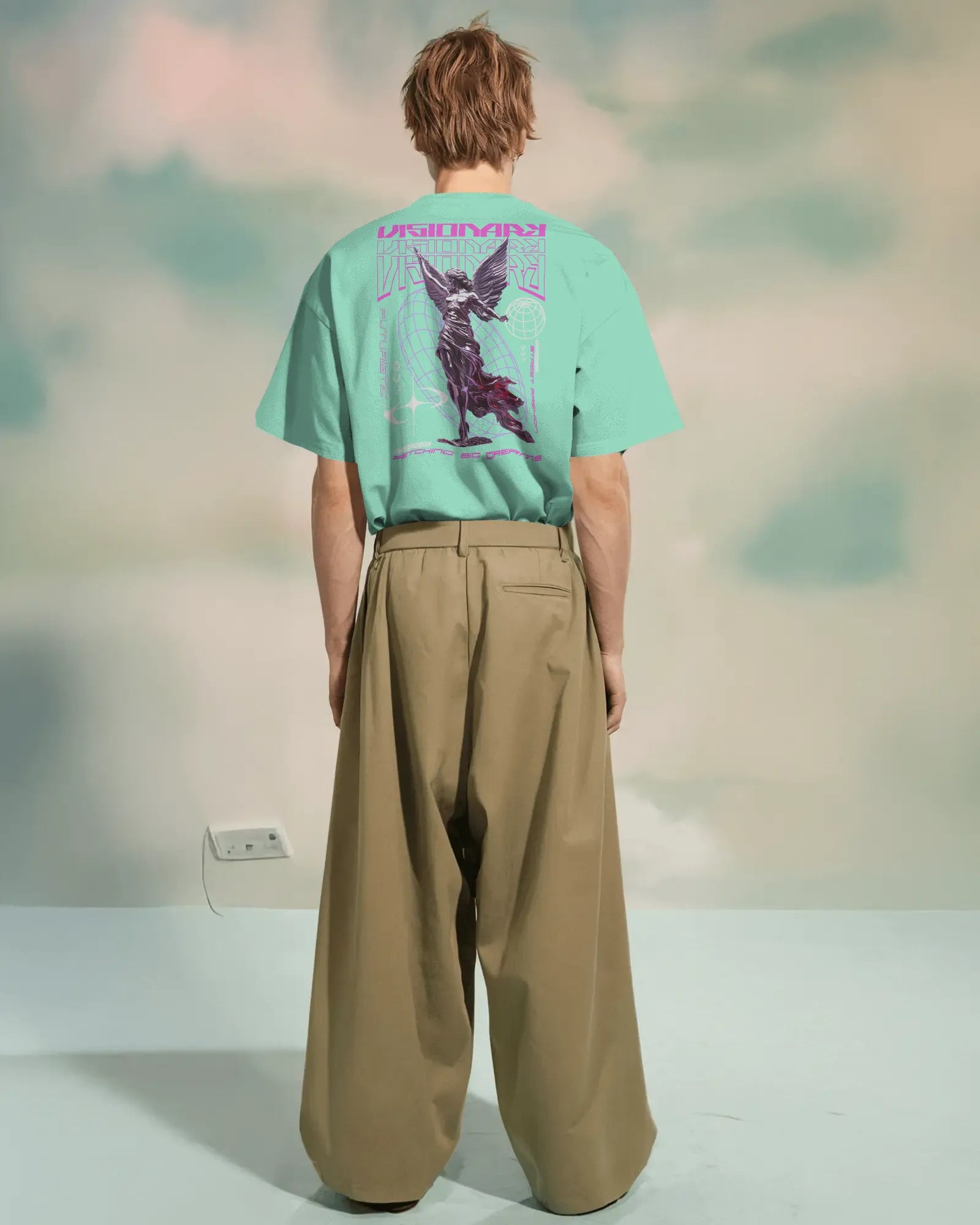 Oversized T-shirt: Visionary